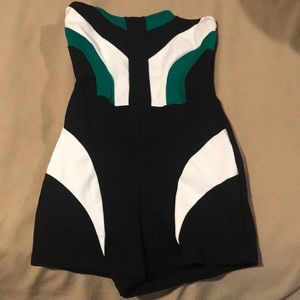 Fashion Nova Rhomper 💕